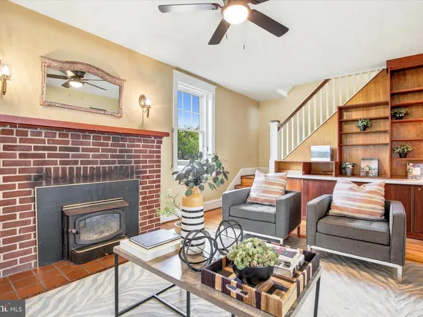 3131 Bedminster Rd, Ottsville, PA 18942