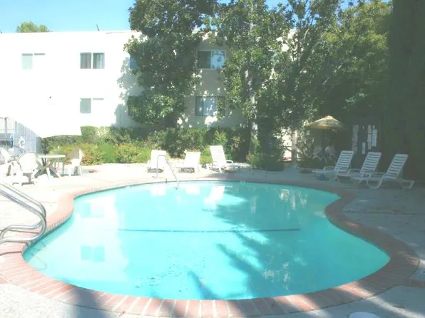 5051 Whitsett Ave #2122, Valley Village, CA 91607
