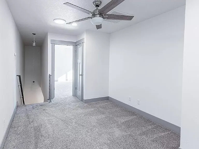 646 S Tylee Way — Photo 20