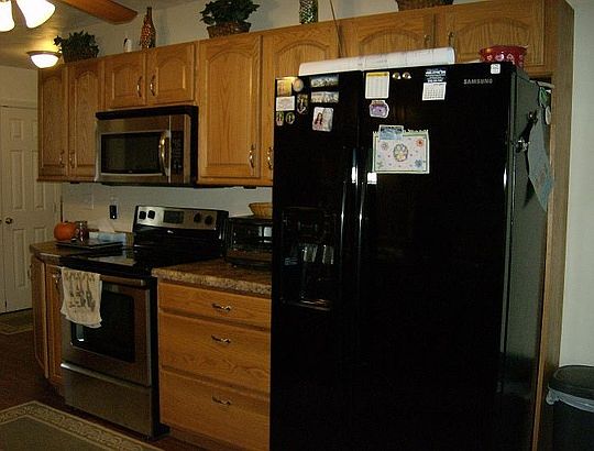 4th image of 155 Woodland Dr