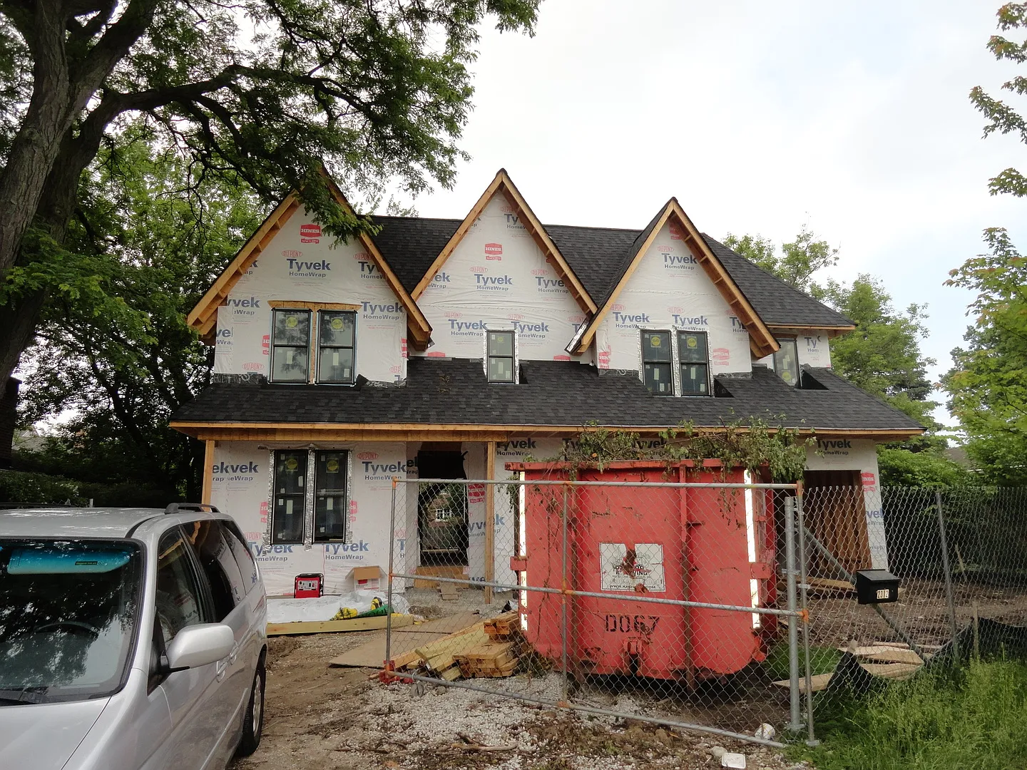 2312 Robincrest Ln photo 1