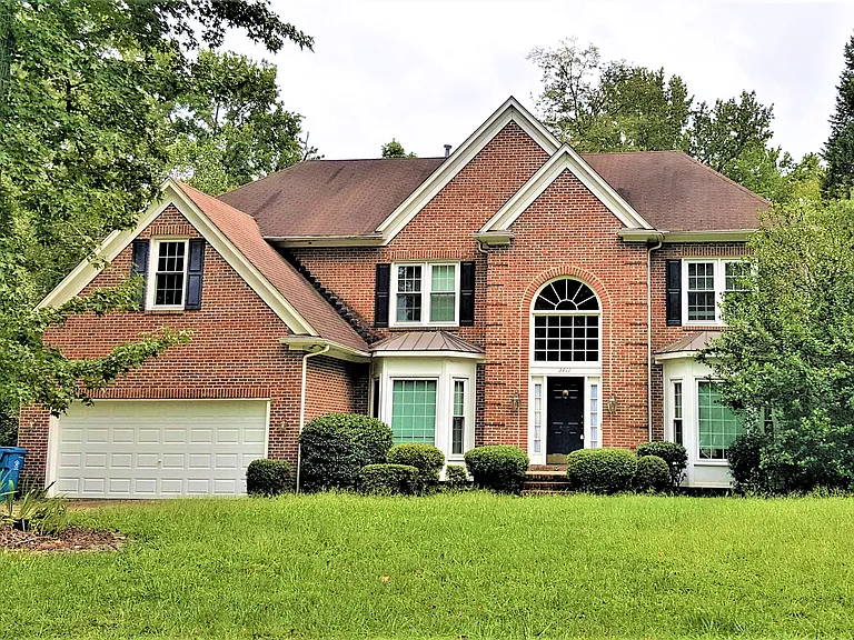3411 Cottonwood Dr — Photo 2