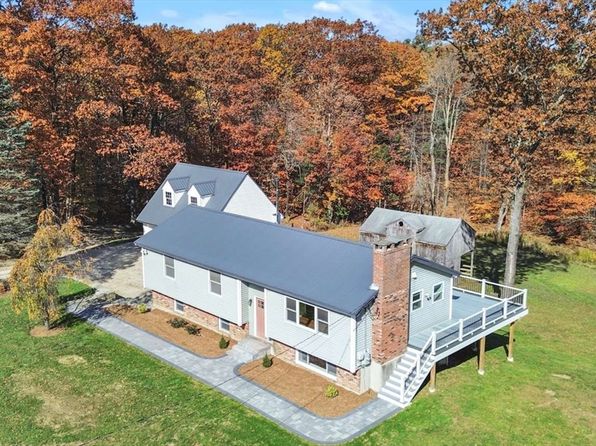 531 Old North Rd, Worthington, MA 01098