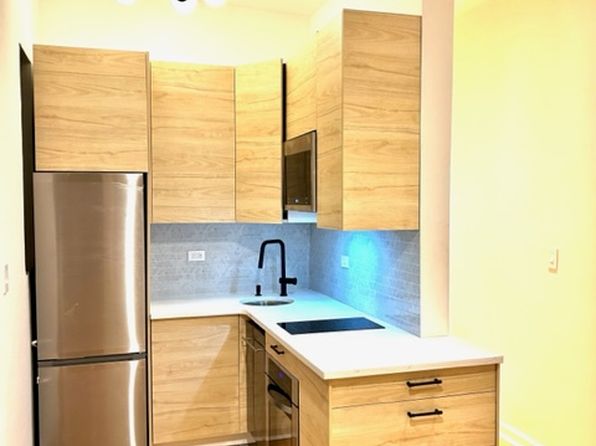 352 W 56th St APT 3B
