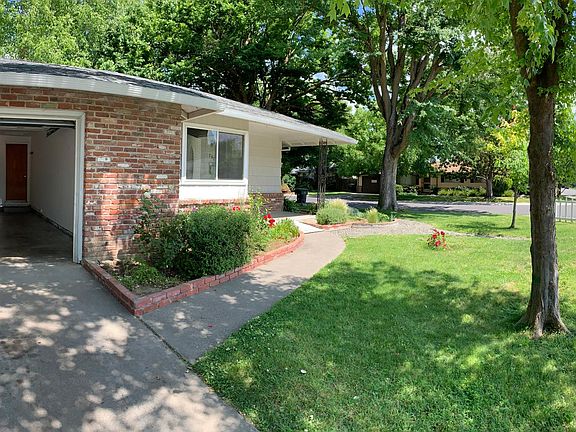 2nd image of 736 Piedmont Dr
