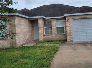 12602 Rio Bravo St, Rosharon, TX 77583