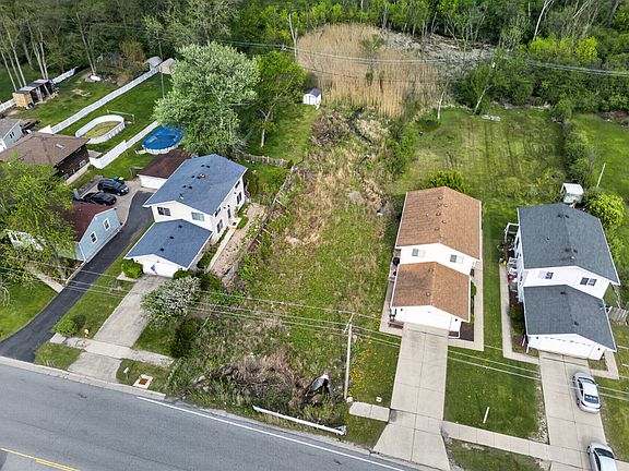 5th image of 635 N Columbine Ave