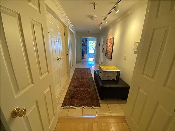 5th image of 1348 S Shore Dr