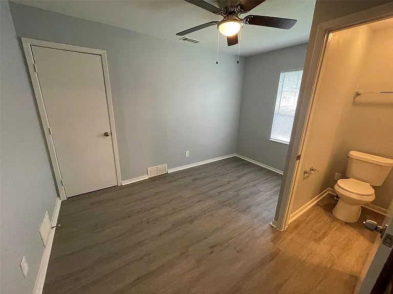5736 Aton Ave — Photo 17