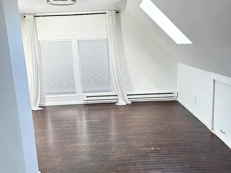 14 Victory Rd #2 — Photo 16