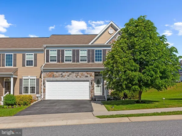 182 Greenvale Mews Dr #13, Westminster, MD 21157