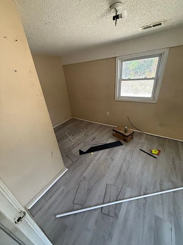 2 bed, 1.0 bath, 800 sqft, $825 — Photo 4