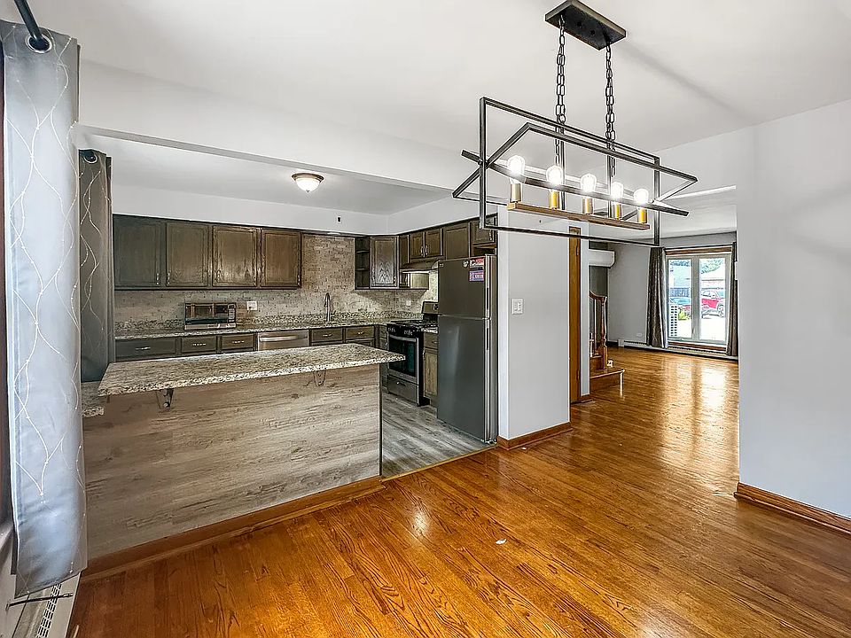 Dining/Kitchen combo
