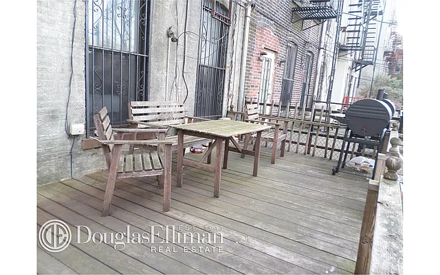 Rented by Douglas Elliman | media 35