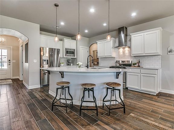 5th image of 3209 Brookstone Pass Dr