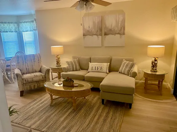 402 Bouchelle Dr APT 101, New Smyrna Beach, FL 32169