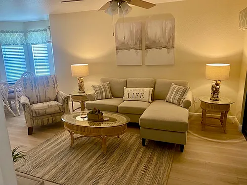402 Bouchelle Dr #101 Photo 1