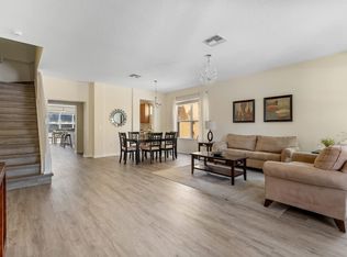 220 Las Fuentes Dr #ID1280952P, Kissimmee, FL 34746