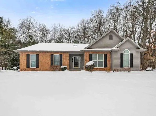 51271 Pembridge Ct, Granger, IN 46530