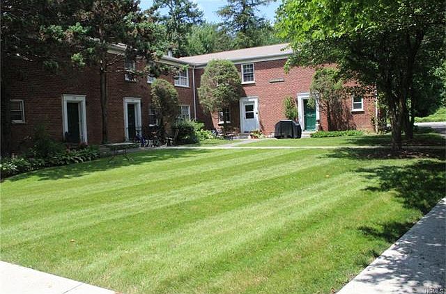 1st image of 11 Fieldstone Dr APT 131