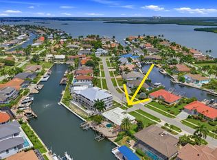 154 Hollyhock Ct, Marco Island, FL 34145