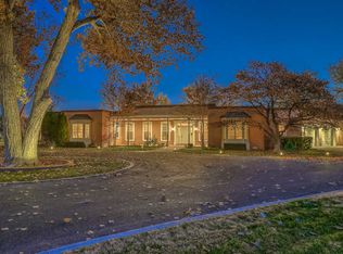 721 Chavez Rd NW, Los Ranchos De Albuquerque, NM 87107