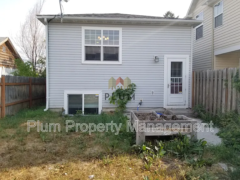 1620 S 14th St W — Photo 30