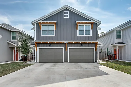 10314 Lynwood Vlg #102 Photo 1
