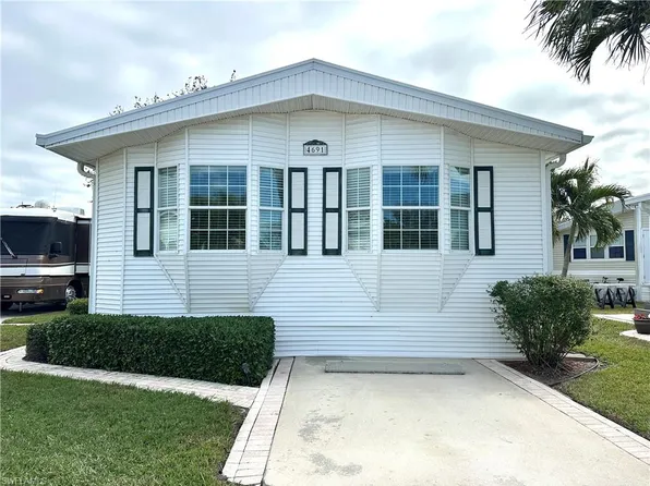 4691 Liberty LN W, ESTERO, FL 33928