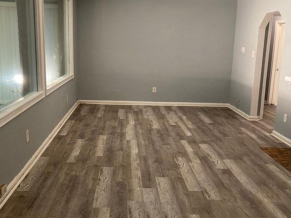 Spacious Living Room with New Vinyl floor