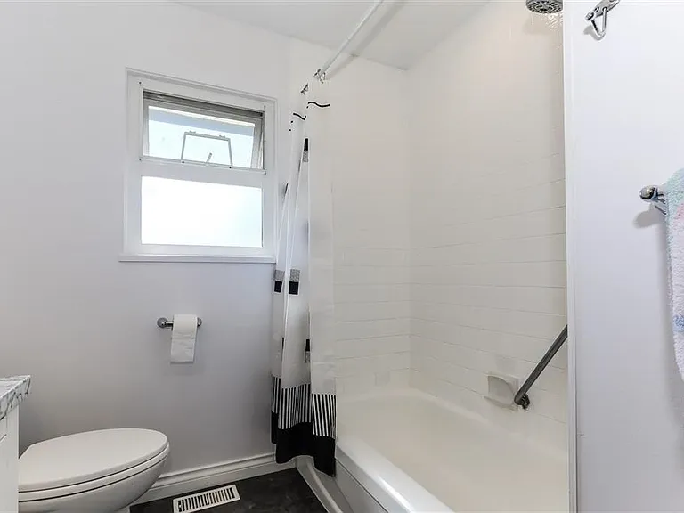5334 Camaro Dr — Photo 16