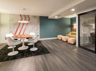 1400 E 57th St APT 702, Chicago, IL 60637
