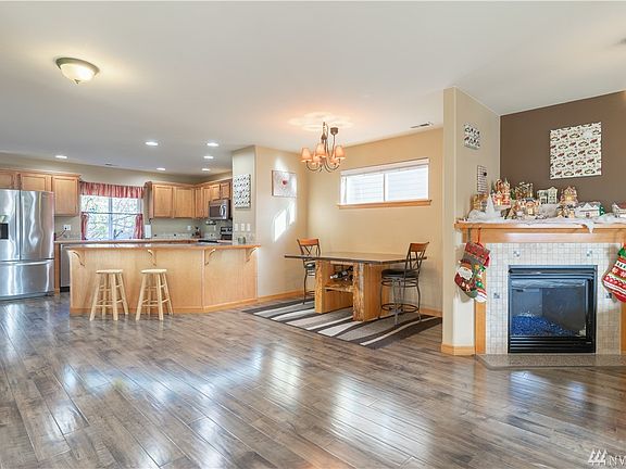 5th image of 2627 143rd Ln SW