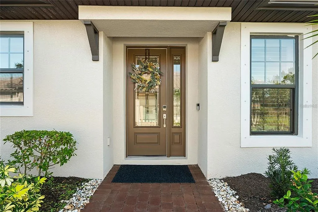 2 bed, 2.0 bath, 1558 sqft, $7,950 — Photo 2