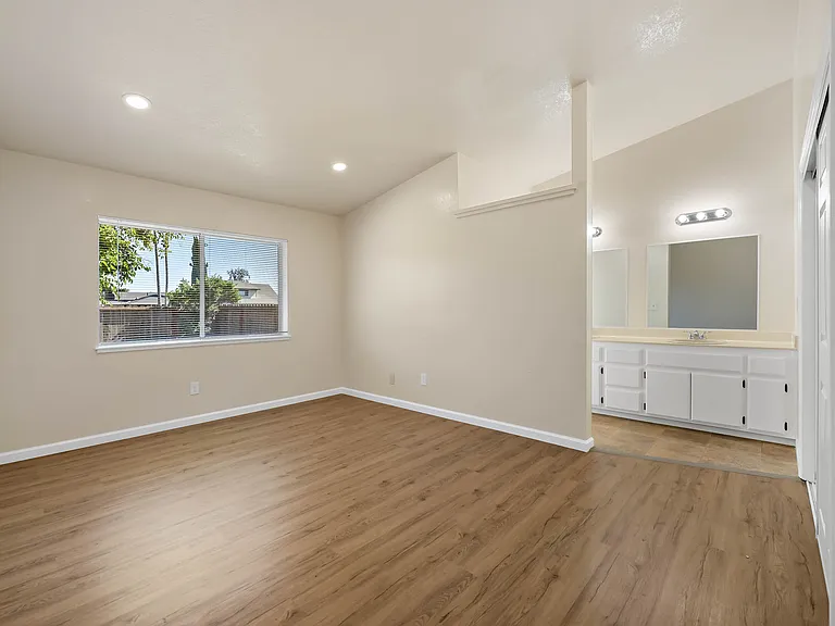 1401 Prospect Way — Photo 15