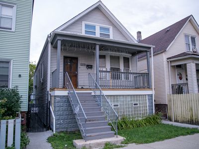 5239 S Wood St, Chicago, IL, 60609