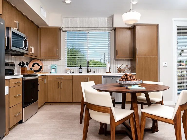 Everleigh Palm Desert 55+ Active Adult Apartment Homes — Photo 21