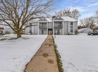 1066 Millpond Rd UNIT G, Valparaiso, IN 46385