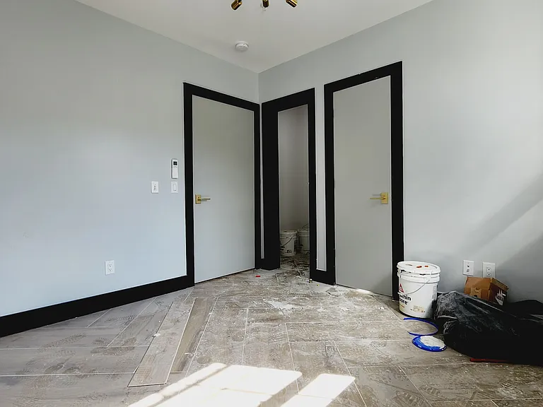 41 Van Wagenen Ave #BASEMENT — Photo 3