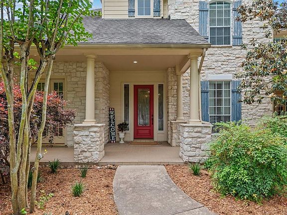5th image of 12219 Pin Oak Dr
