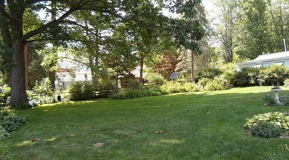 2nd image of 30 Avalon Rd