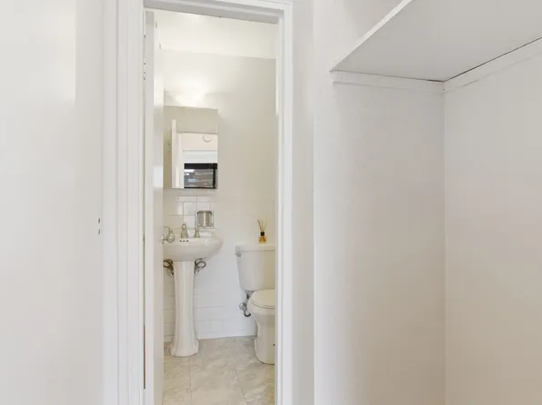 140 West End Avenue image 9 of 14