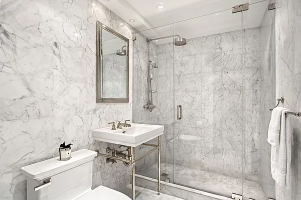 Sold by Compass | media 5