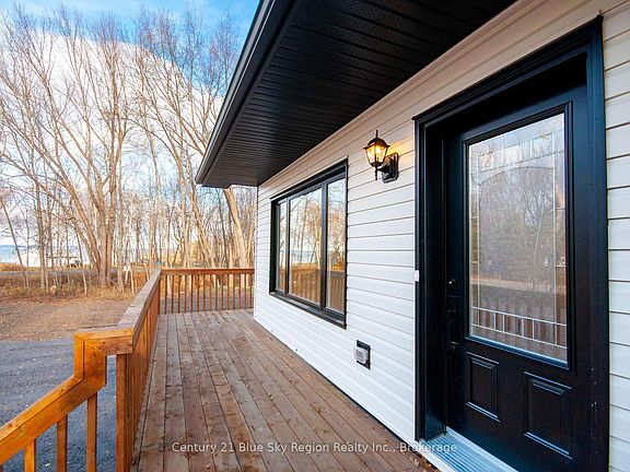 4th image of 335 Waltonian Dr
