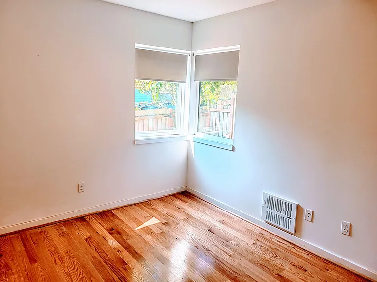 2030 NW 62nd St — Photo 11