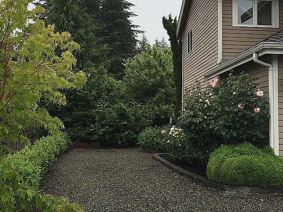 3rd image of 5785 Eldorado Pl NW