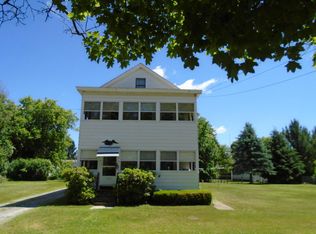 29 Longview Ter, Pittsfield, MA 01201