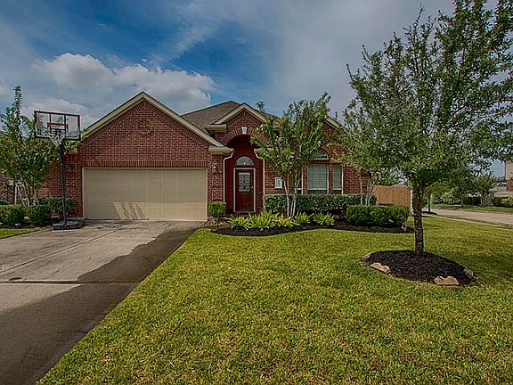 2nd image of 947 Maresca Ln