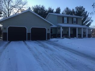 4562 Clover Dr, Eau Claire, WI 54701