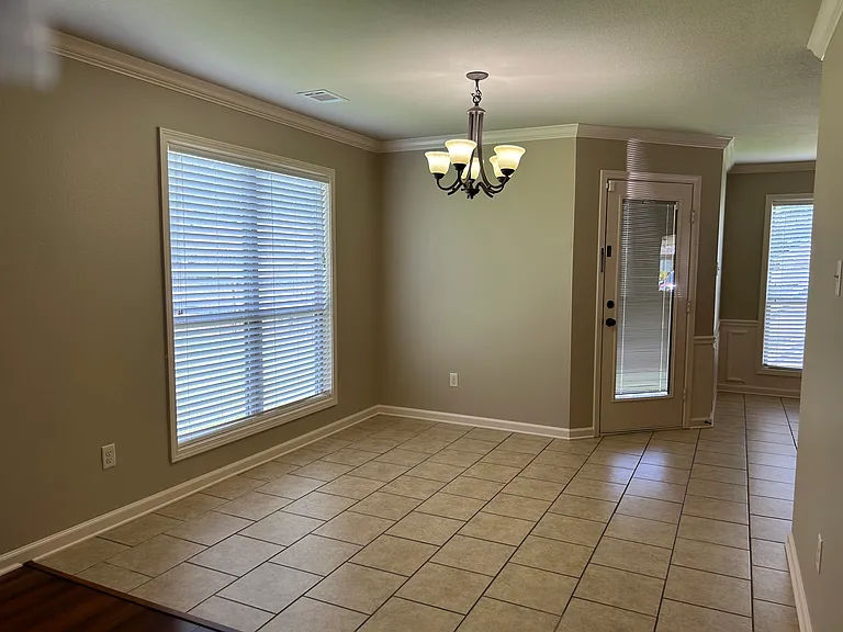 732 Rolling Rock Dr — Photo 9